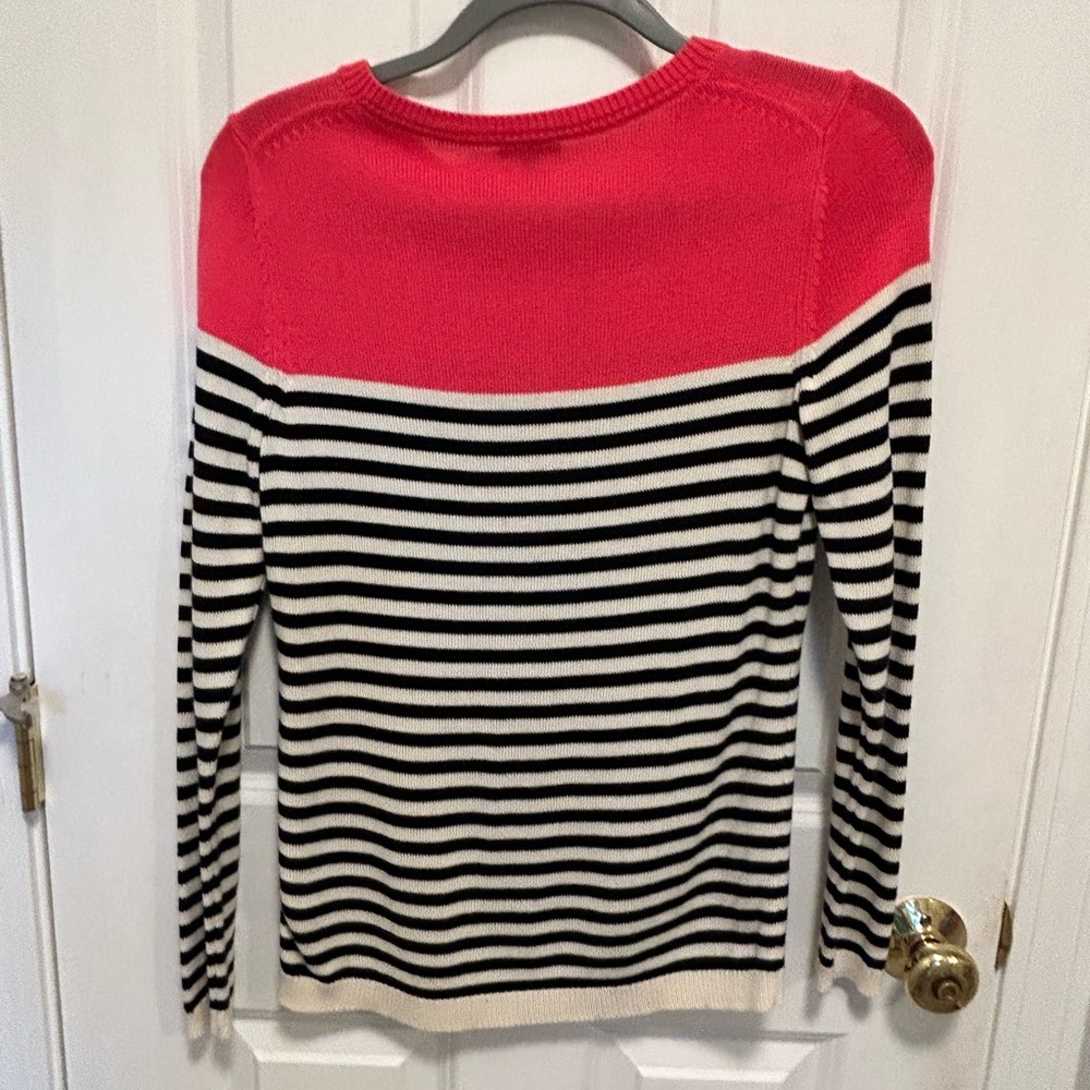 Talbots sweater - Picture 2 of 2